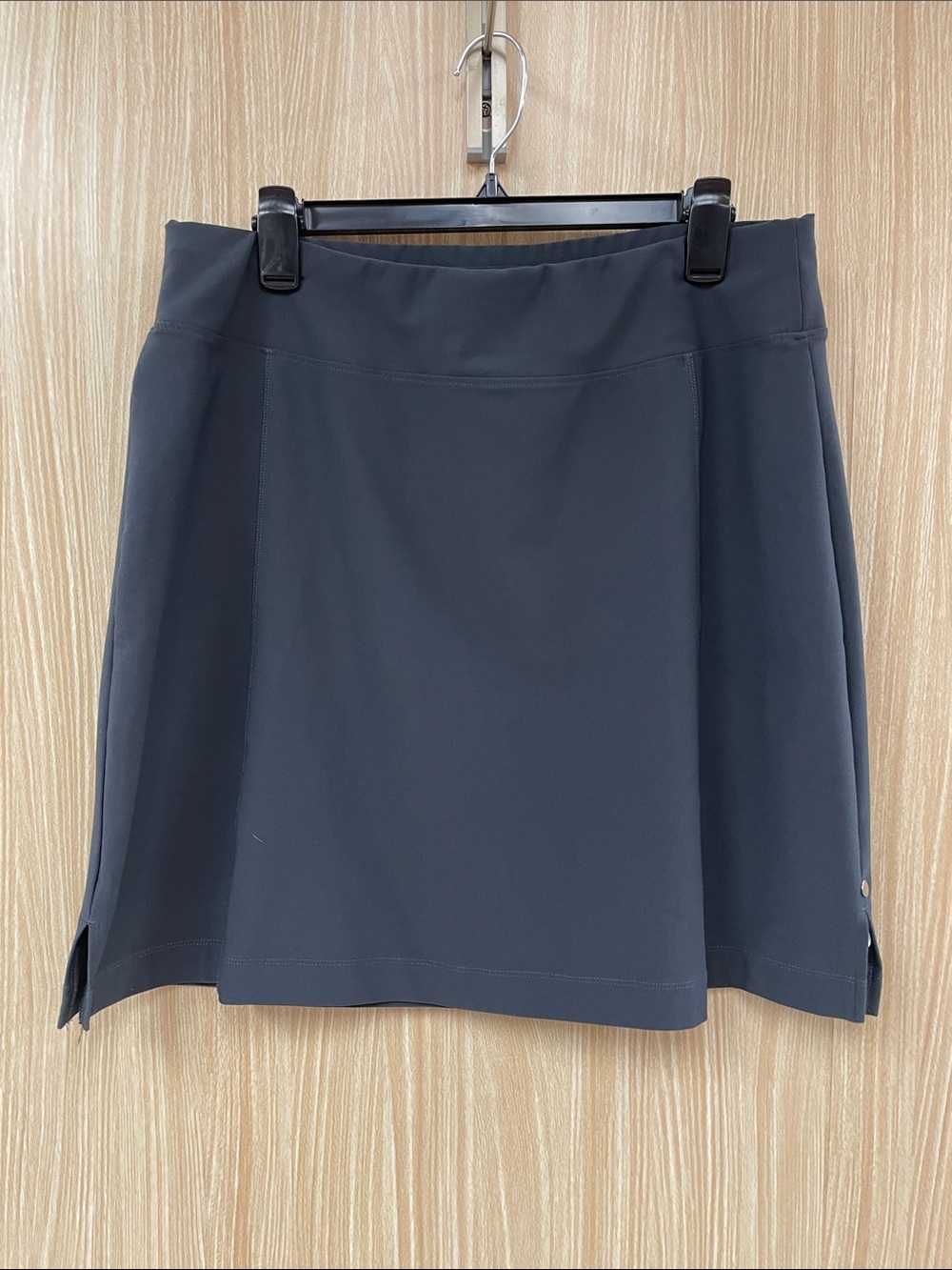 Lucy Gray Dri-Fit Skirt Size Large